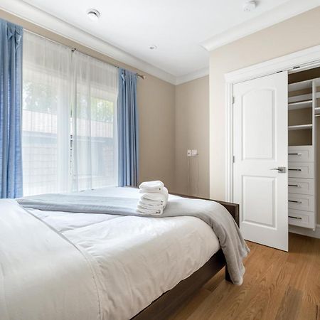 Vancouver Haven: Luxurious Private Bedroom Near Attractions Exteriör bild